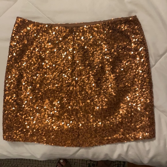 XS gold Sequin skirt - Picture 4 of 4